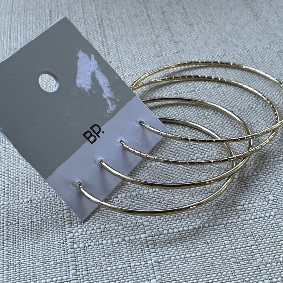 BP Nordstrom Women Earrings Gold Tone Hoop Ear Jewelry Set of 2 Earrings - Picture 7 of 10